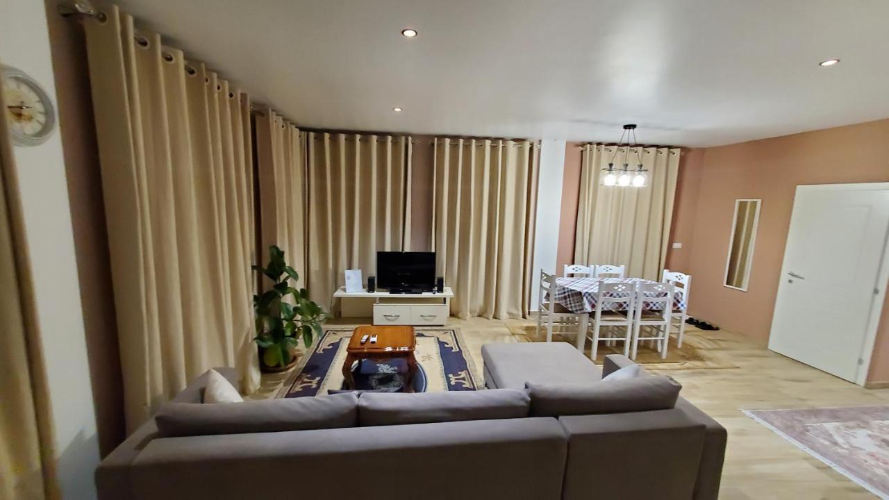 Sirius Apartment Shkodër エクステリア 写真