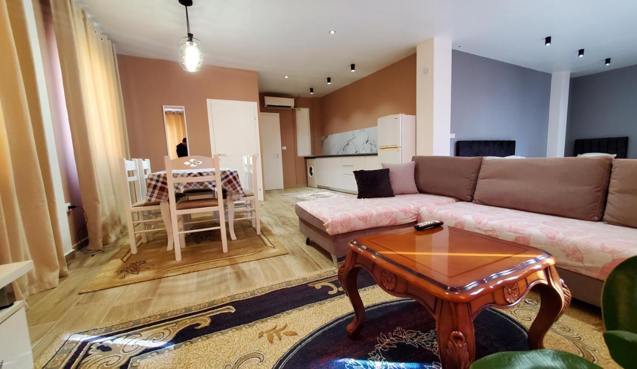 Sirius Apartment Shkodër エクステリア 写真