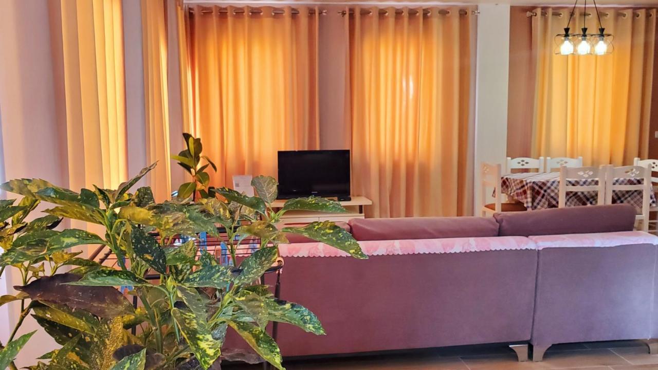 Sirius Apartment Shkodër エクステリア 写真