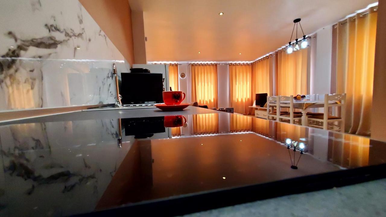 Sirius Apartment Shkodër エクステリア 写真