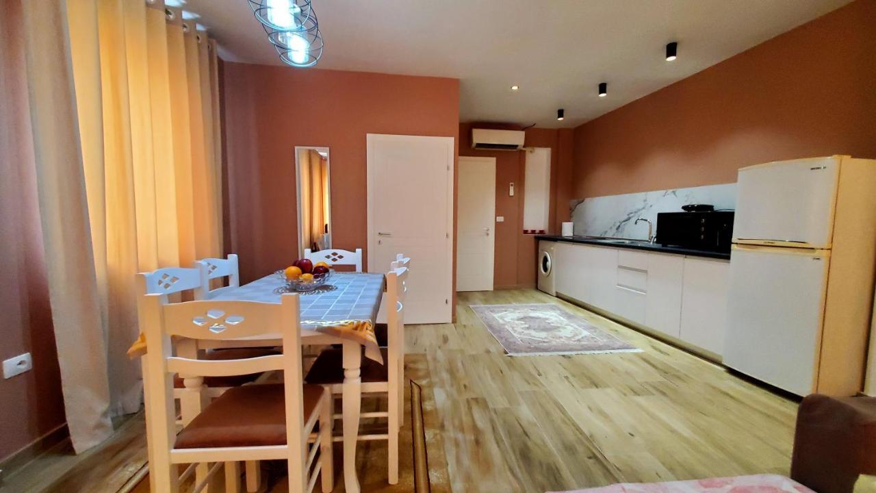 Sirius Apartment Shkodër エクステリア 写真